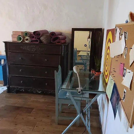 ゲストハウス Acoran Family Guests House With Included Morning Yoga Practice ,there Are Pets In The House Firgas