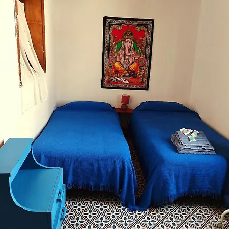 Acoran Family Guests House With Included Morning Yoga Practice Гостевой дом *
