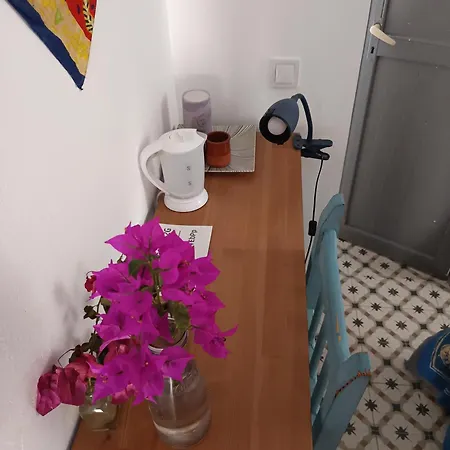 Acoran Family Guests House With Included Morning Yoga Practice